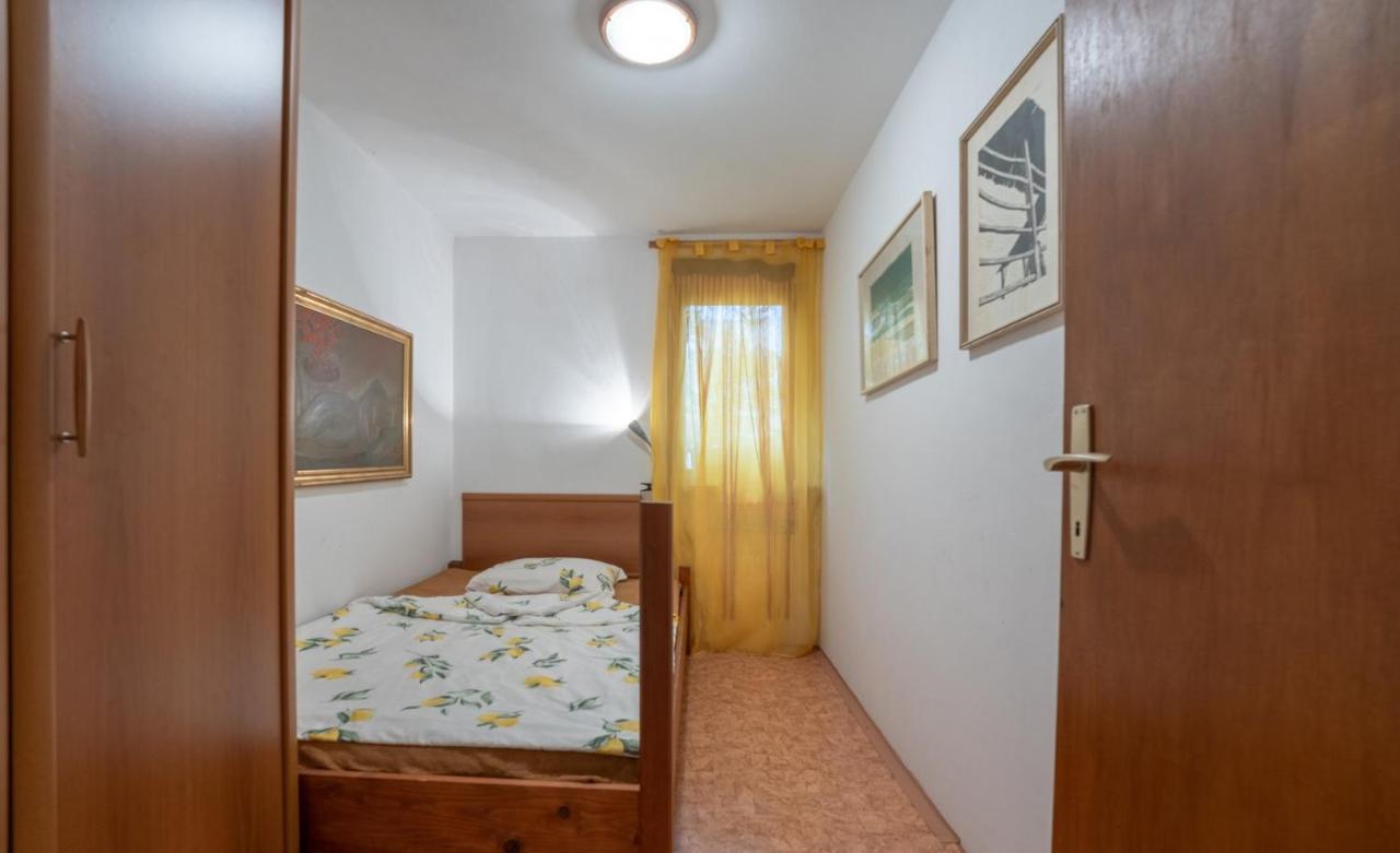 Apartment Ruj Замбратия Экстерьер фото